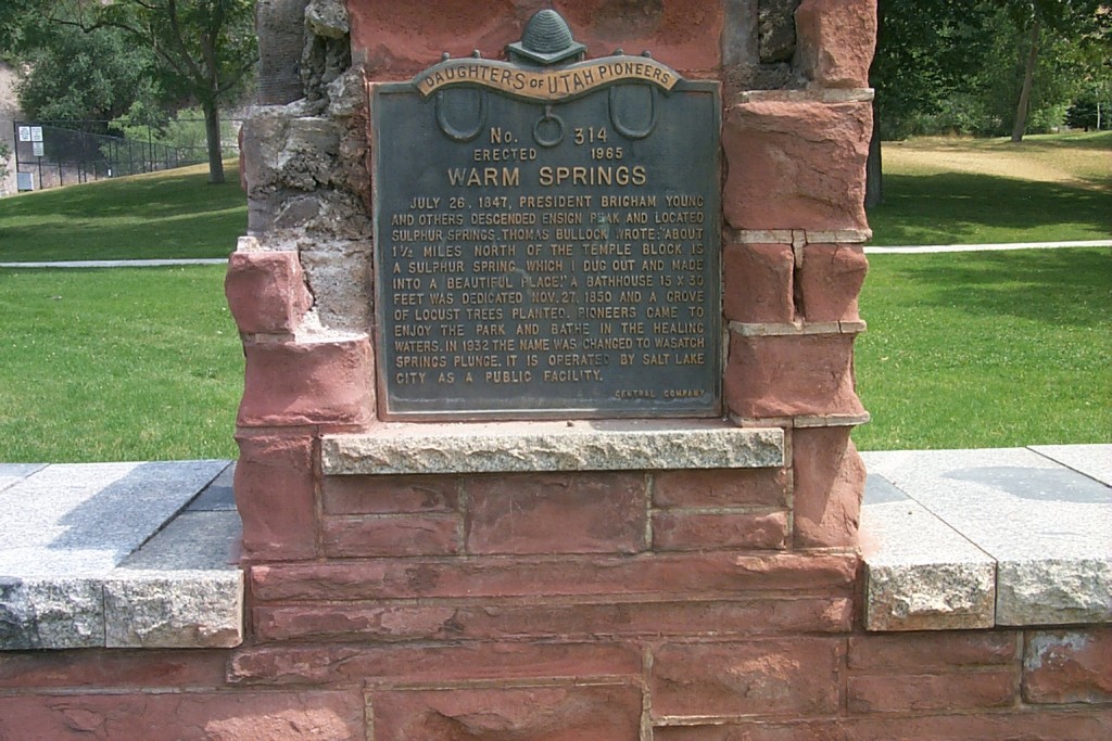 P0002868.jpg plaque 1